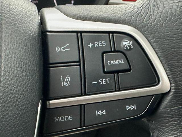 2022 Toyota Sienna Vehicle Photo in COLUMBIA, MO 65203-3903