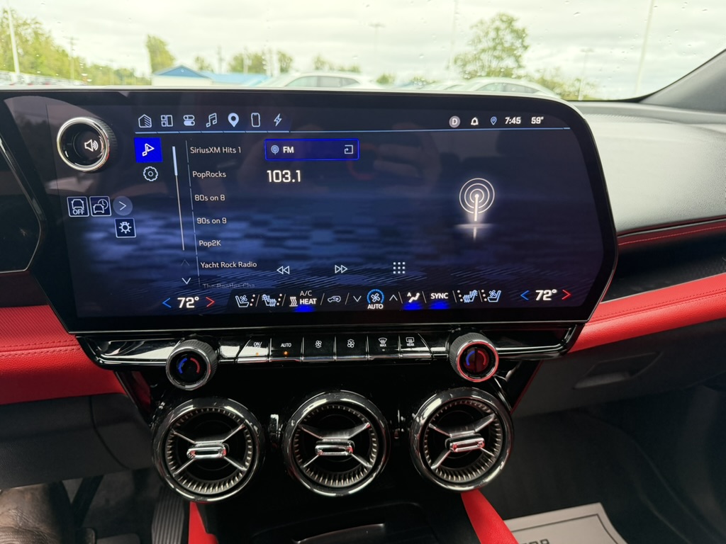 2025 Chevrolet Blazer EV photo 26 of 36