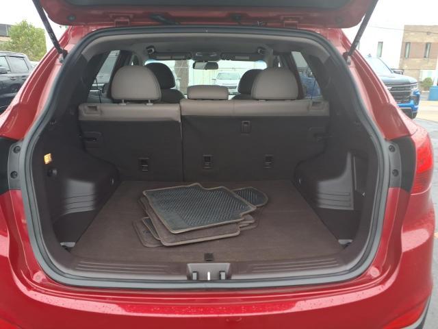 2014 Hyundai Tucson photo 12 of 20