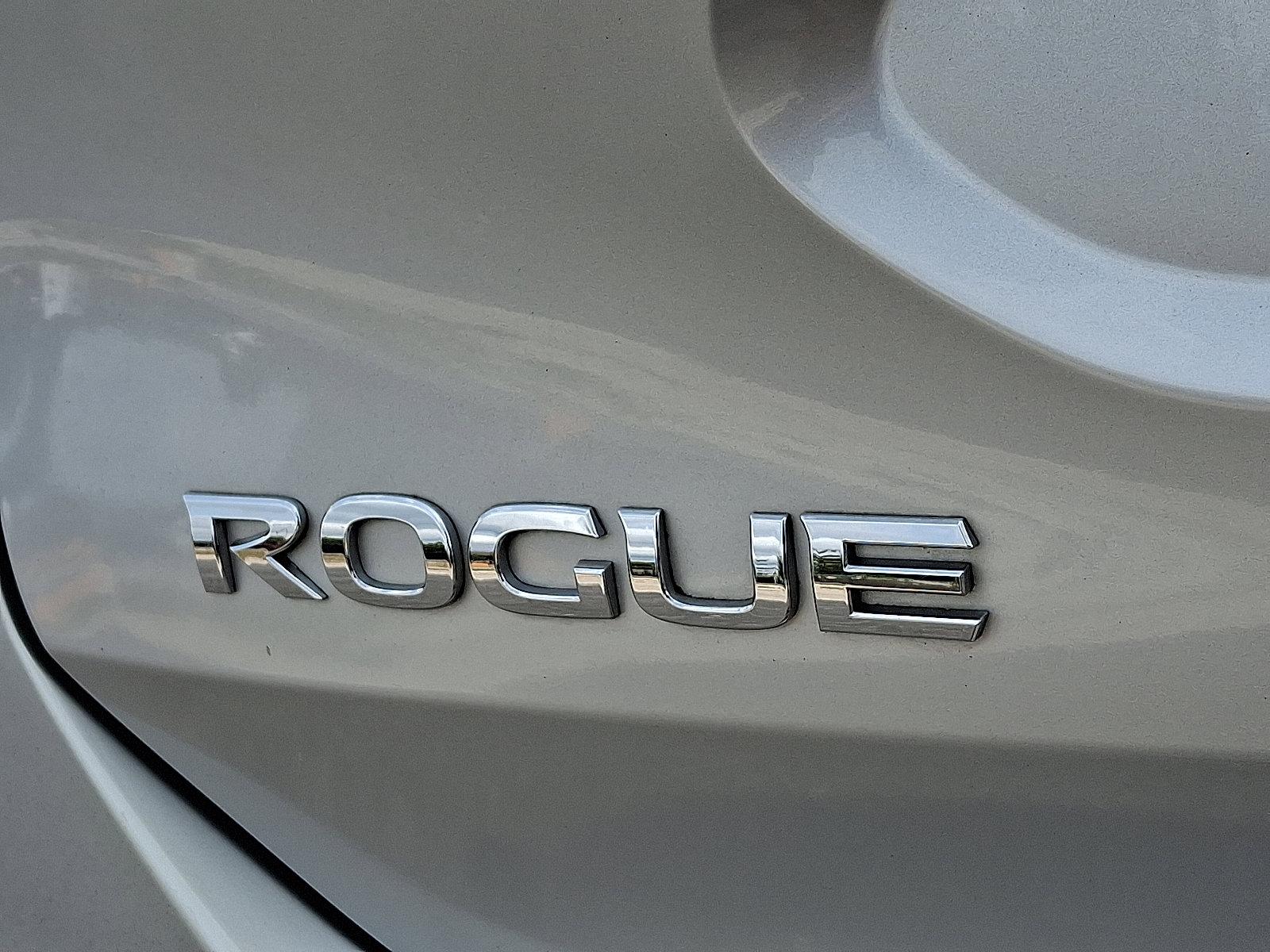 2016 Nissan Rogue Vehicle Photo in Harrisburg, PA 17111
