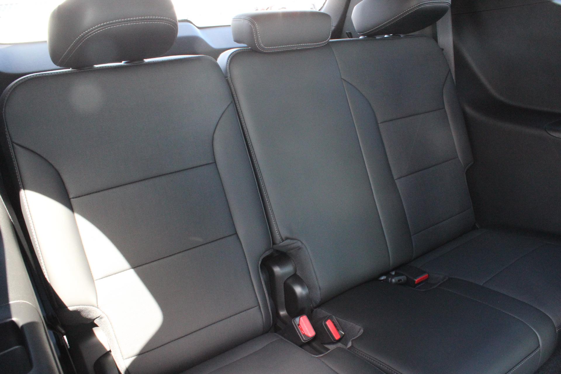 2026 Buick Enclave Vehicle Photo in AURORA, CO 80012-4011