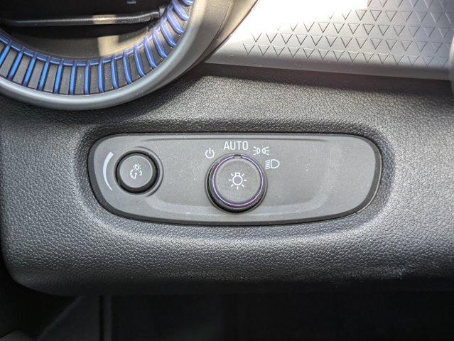 2024 Chevrolet Trax Vehicle Photo in BRUNSWICK, GA 31525-1881