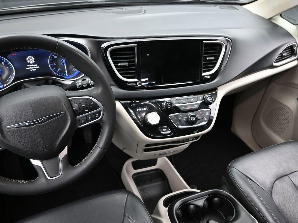 2022 Chrysler Pacifica Vehicle Photo in Cedar Rapids, IA 52402