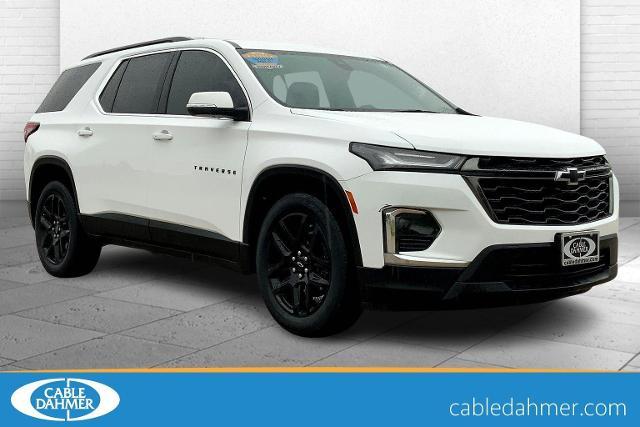 2023 Chevrolet Traverse Vehicle Photo in TOPEKA, KS 66609-0000