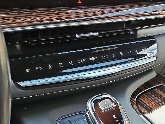 2024 Cadillac Escalade ESV Vehicle Photo in TREVOSE, PA 19053-4984