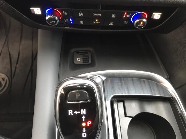 2020 Buick Enclave Vehicle Photo in GREEN BAY, WI 54303-3330