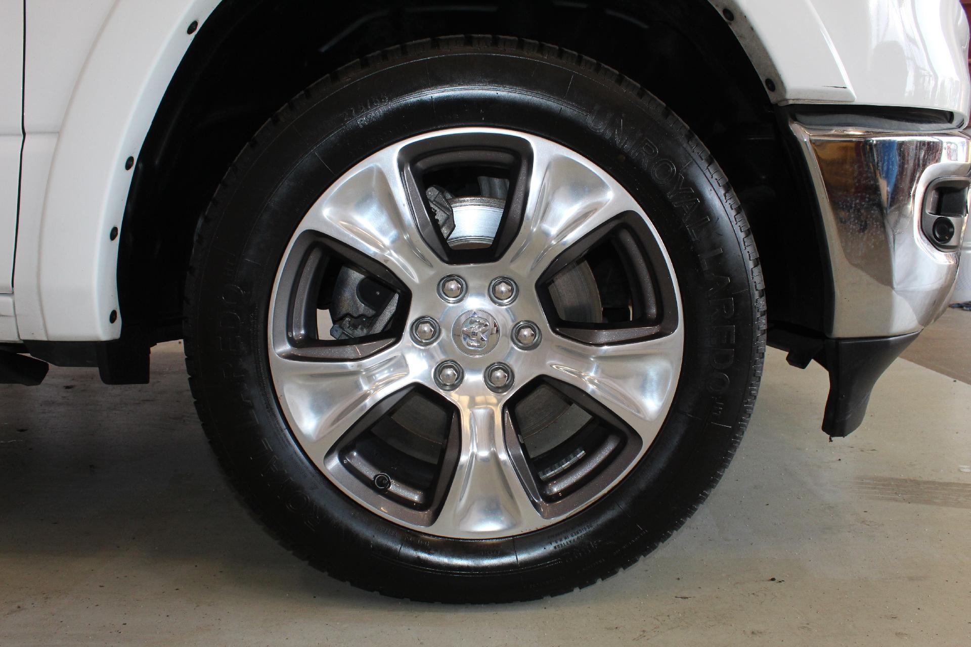 2021 Ram 1500 Vehicle Photo in NORTHAMPTON, MA 01060-1120