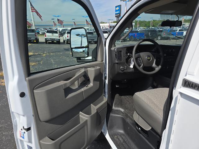 2025 Chevrolet Express Commercial Cutaway Vehicle Photo in INDEPENDENCE, MO 64055-1314