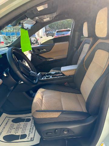2025 Chevrolet Equinox Vehicle Photo in PITTSBURGH, PA 15226-1209