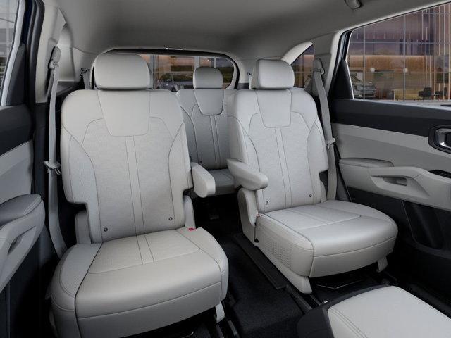 2025 Kia Sorento Vehicle Photo in Westbrook, ME 04092
