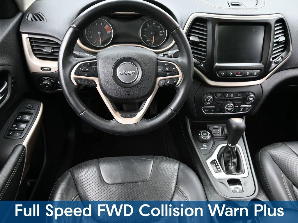 2018 Jeep Cherokee Vehicle Photo in Cedar Rapids, IA 52402