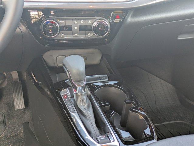 2025 Chevrolet Trax Vehicle Photo in BRUNSWICK, GA 31525-1881