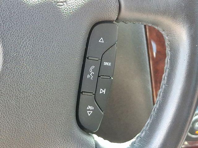 2010 Chevrolet Impala Vehicle Photo in DANBURY, CT 06810-5034