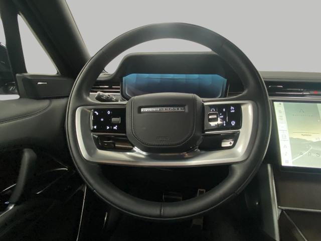 2025 Range Rover Vehicle Photo in Appleton, WI 54913