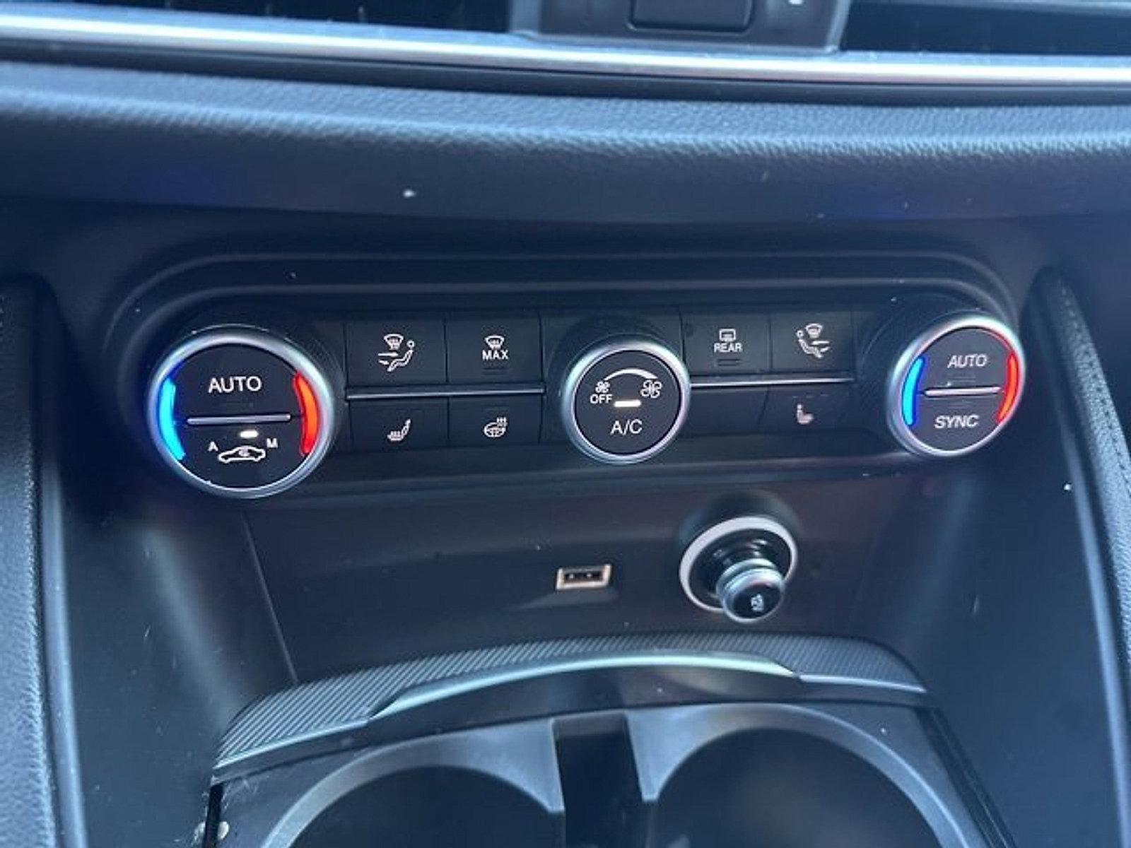 2024 Alfa Romeo Stelvio Vehicle Photo in Willow Grove, PA 19090