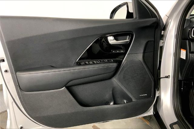 2019 Kia Niro Vehicle Photo in Lees Summit, MO 64086