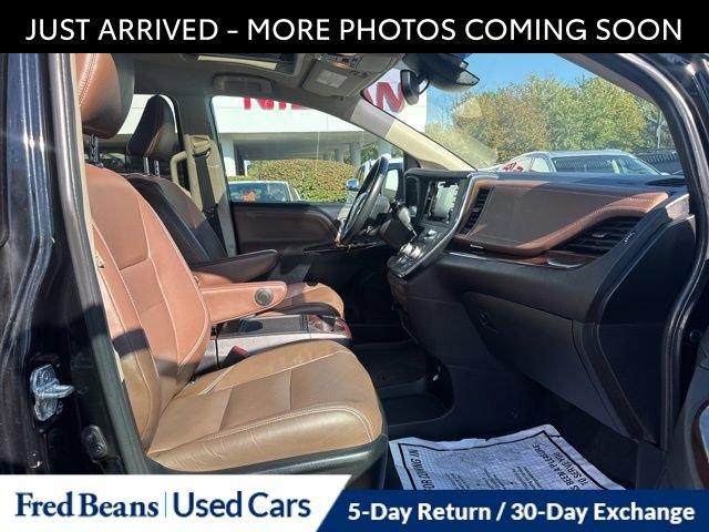 2019 Toyota Sienna Vehicle Photo in Flemington, NJ 08822
