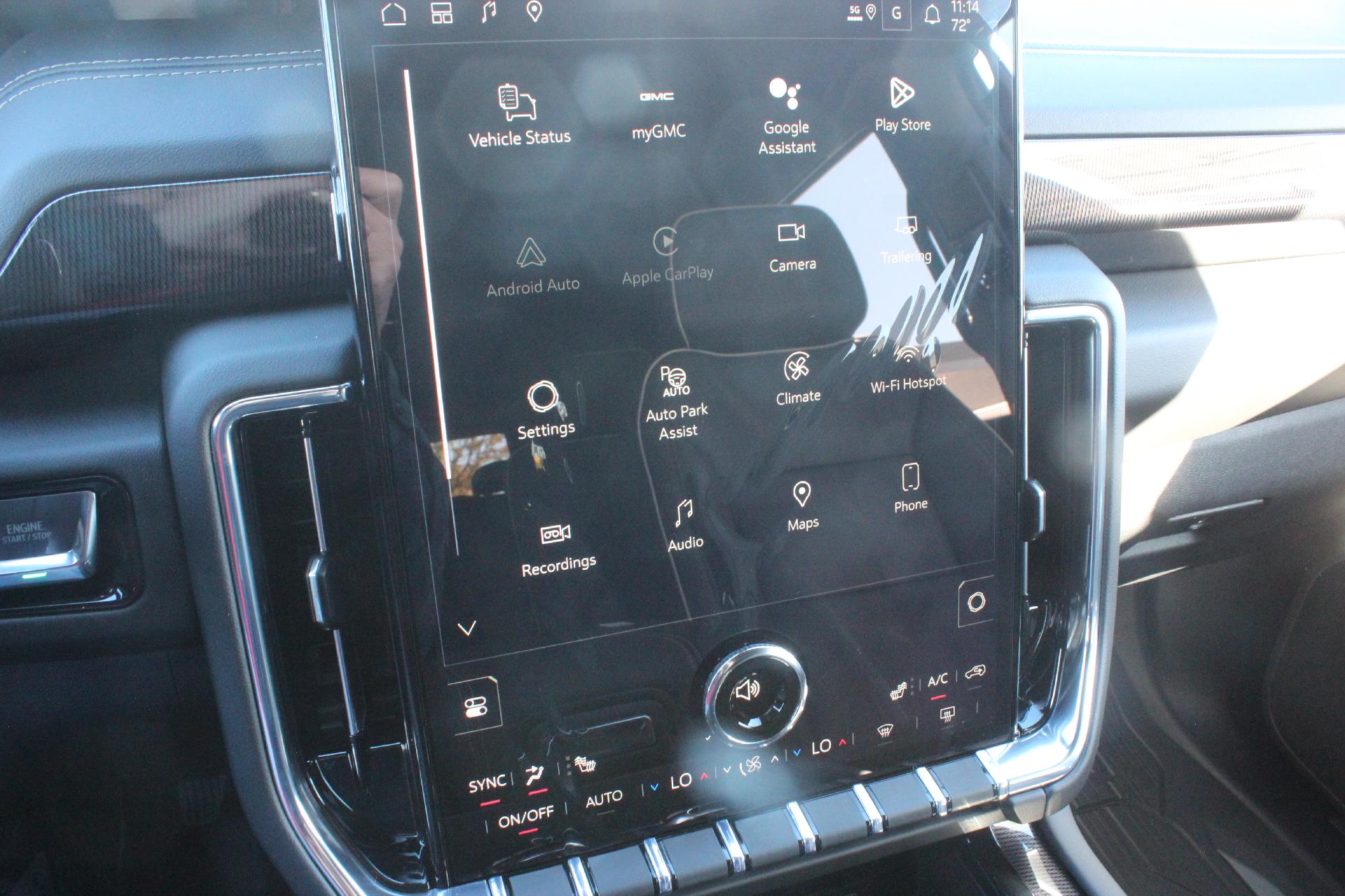 2026 GMC Yukon Vehicle Photo in AURORA, CO 80012-4011