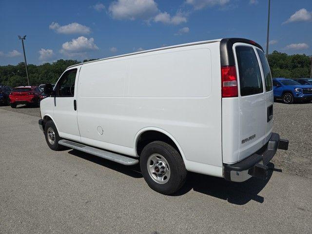 2023 GMC Savana Cargo Van Vehicle Photo in Pleasant Hills, PA 15236