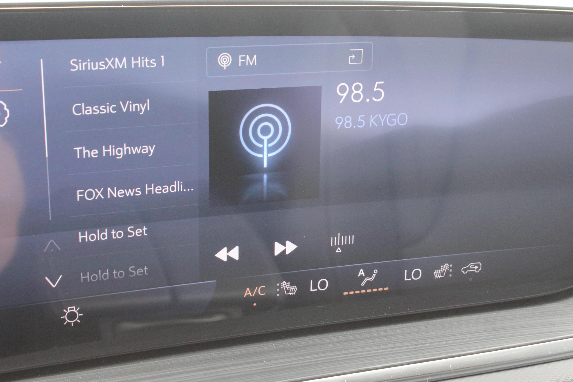 2025 Buick Envision Vehicle Photo in AURORA, CO 80012-4011