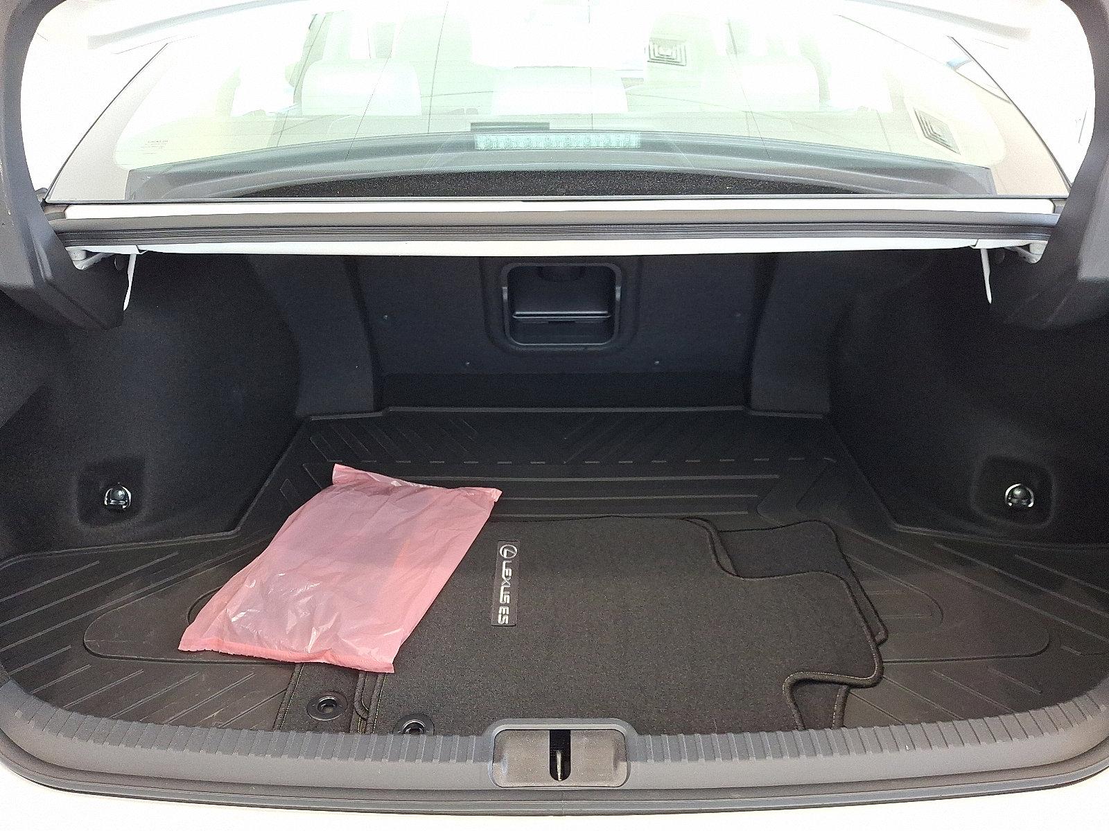 2025 Lexus ES 300h Vehicle Photo in Lancaster, PA 17601