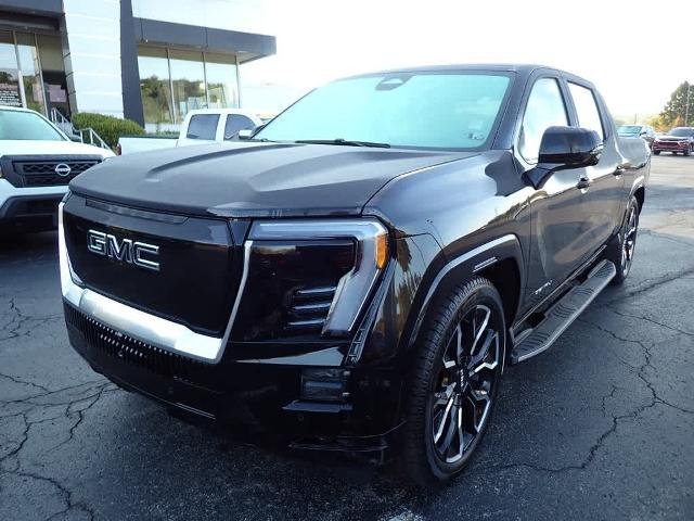 2025 GMC Sierra EV Vehicle Photo in ZELIENOPLE, PA 16063-2910
