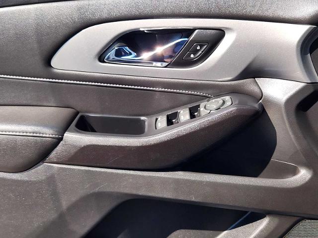 2023 Chevrolet Traverse Vehicle Photo in DENTON, TX 76210-9321