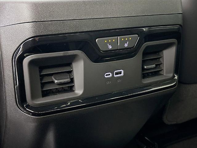 2025 GMC Sierra 2500 HD Vehicle Photo in PUYALLUP, WA 98371-4149