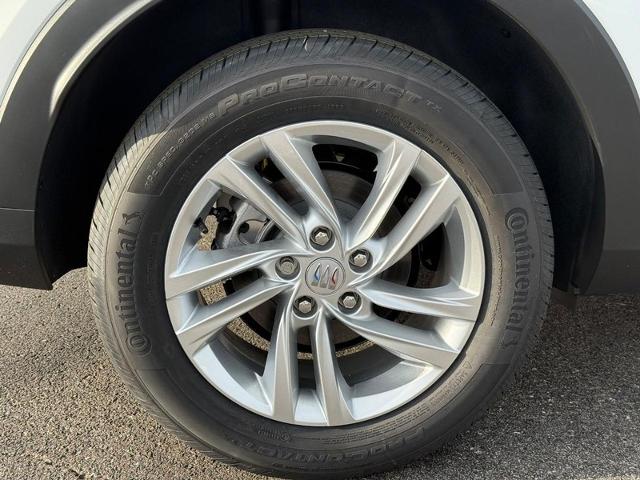 2025 Buick Envista Vehicle Photo in COLUMBIA, MO 65203-3903