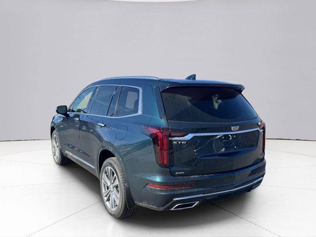2025 Cadillac XT6 Vehicle Photo in LEOMINSTER, MA 01453-2952