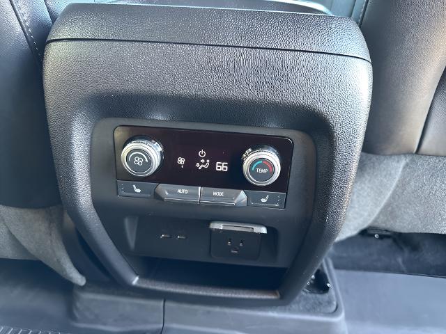 2024 GMC Acadia Vehicle Photo in MANITOWOC, WI 54220-5838