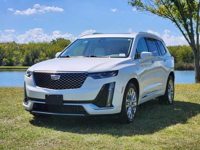 2023 Cadillac XT6 Vehicle Photo in DENTON, TX 76210-9321