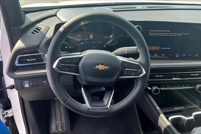 2025 Chevrolet Traverse Vehicle Photo in TOPEKA, KS 66609-0000