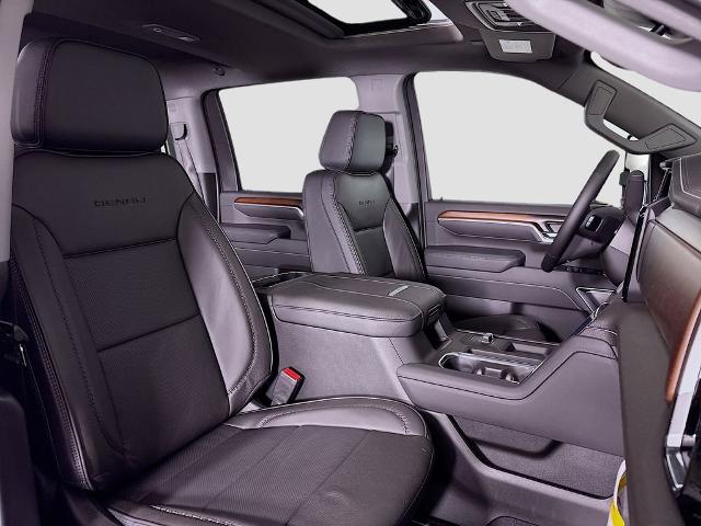 2025 GMC Sierra 3500 HD Vehicle Photo in PUYALLUP, WA 98371-4149