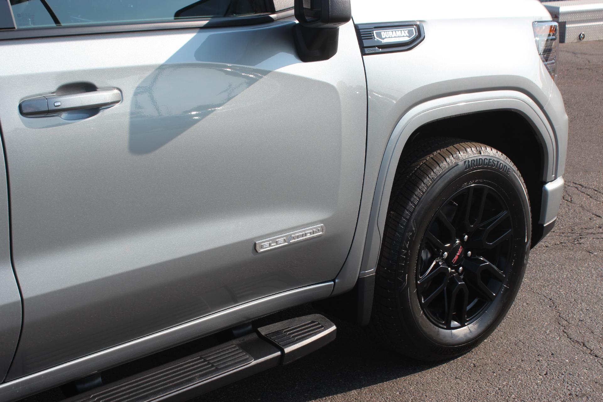 2026 GMC Sierra 1500 Vehicle Photo in AURORA, CO 80012-4011