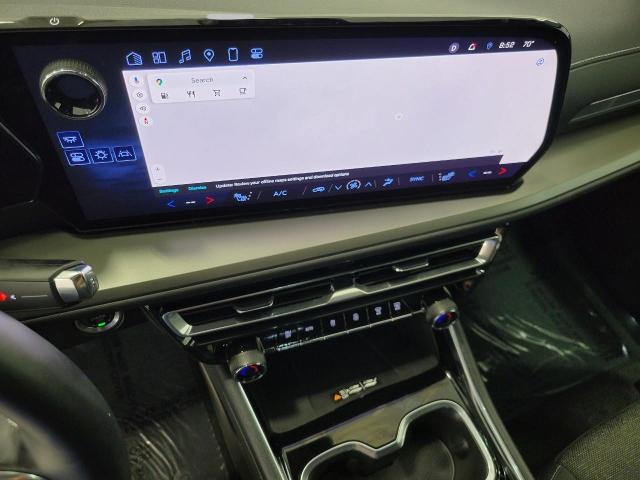 2025 Chevrolet Traverse Vehicle Photo in NEENAH, WI 54956-2243
