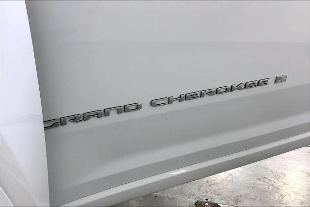 2024 Jeep Grand Cherokee Vehicle Photo in Kansas City, MO 64114