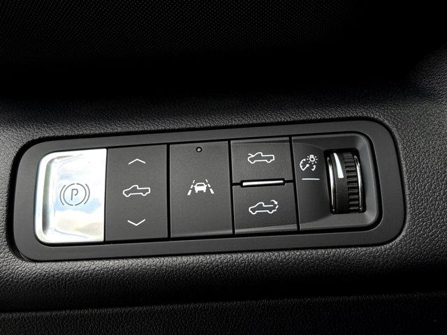 2024 Chevrolet Silverado EV Vehicle Photo in BRUNSWICK, GA 31525-1881