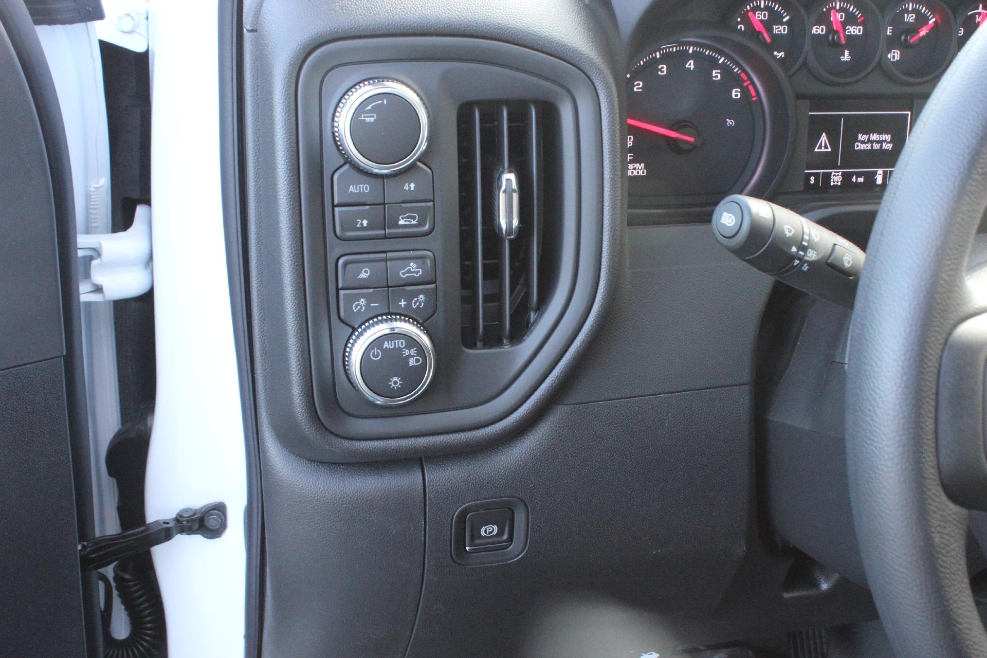 2026 GMC Sierra 1500 Vehicle Photo in AURORA, CO 80012-4011