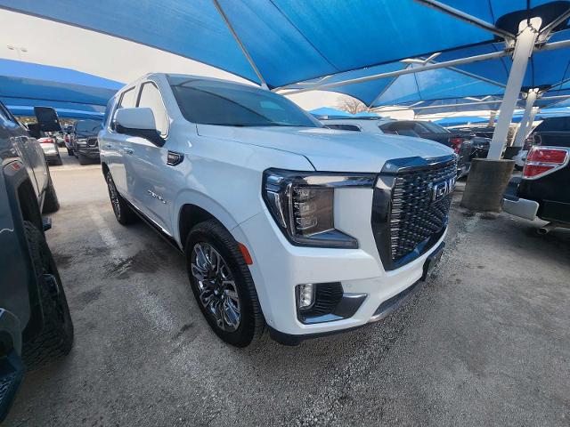 2023 GMC Yukon Vehicle Photo in DENTON, TX 76210-9321