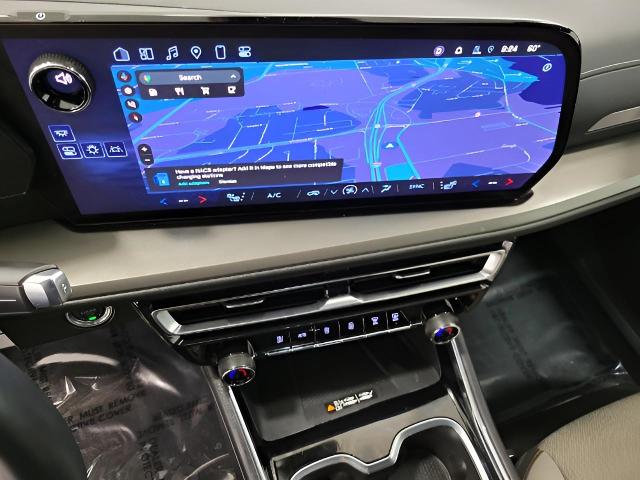 2025 Chevrolet Traverse Vehicle Photo in MANITOWOC, WI 54220-5838