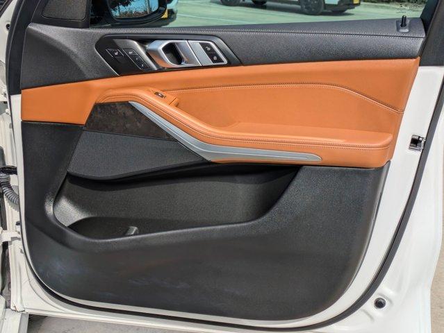 2022 BMW X5 sDrive40i Vehicle Photo in San Antonio, TX 78209