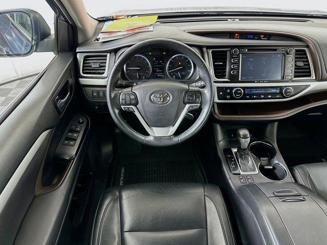 2018 Toyota Highlander Vehicle Photo in Flemington, NJ 08822
