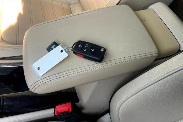 2018 Volkswagen Passat Vehicle Photo in TOPEKA, KS 66609-0000