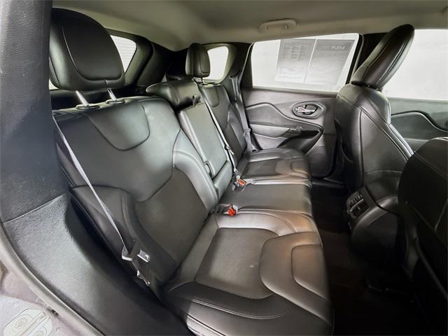 2021 Jeep Cherokee Vehicle Photo in Everett, WA 98204