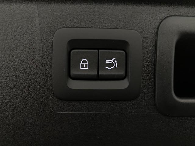 2025 Mazda CX-50 Vehicle Photo in Appleton, WI 54913