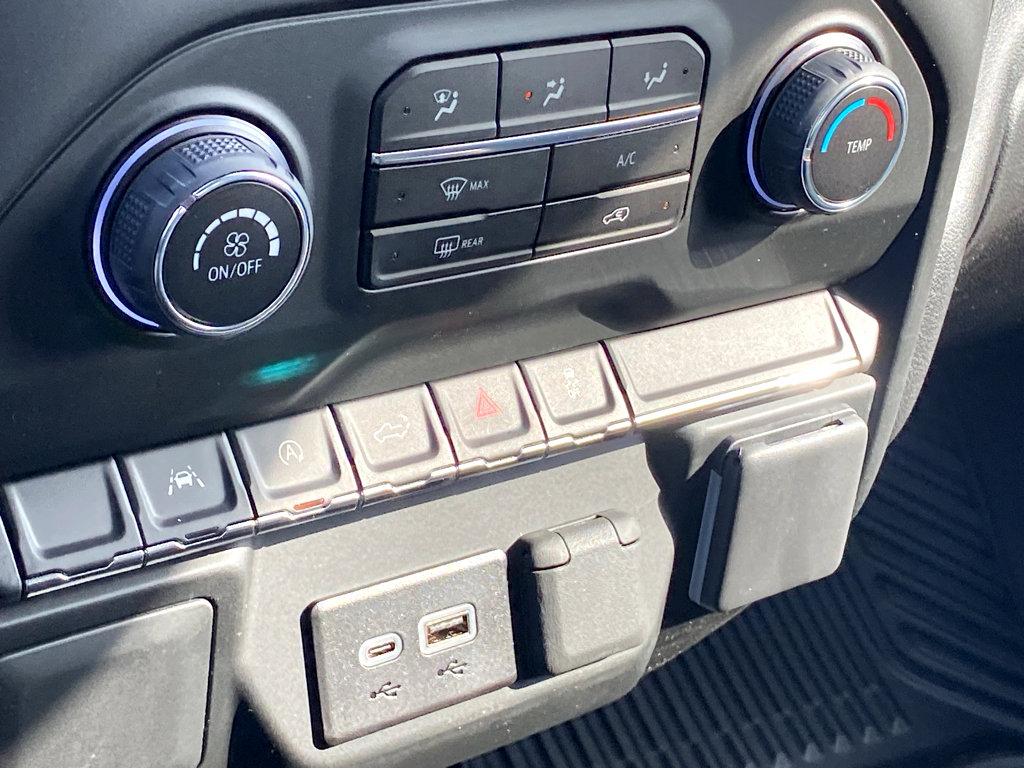 2024 Chevrolet Silverado 1500 Vehicle Photo in POOLER, GA 31322-3252