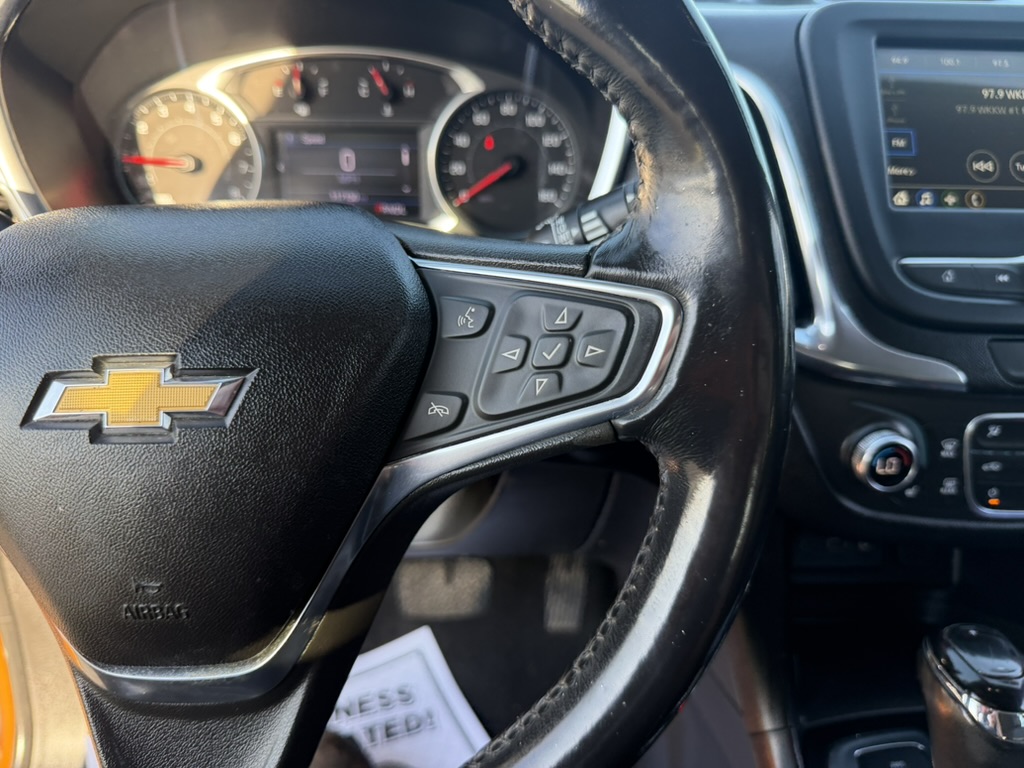 2019 Chevrolet Equinox photo 24 of 36