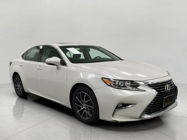 2016 Lexus ES 350 Vehicle Photo in Neenah, WI 54956
