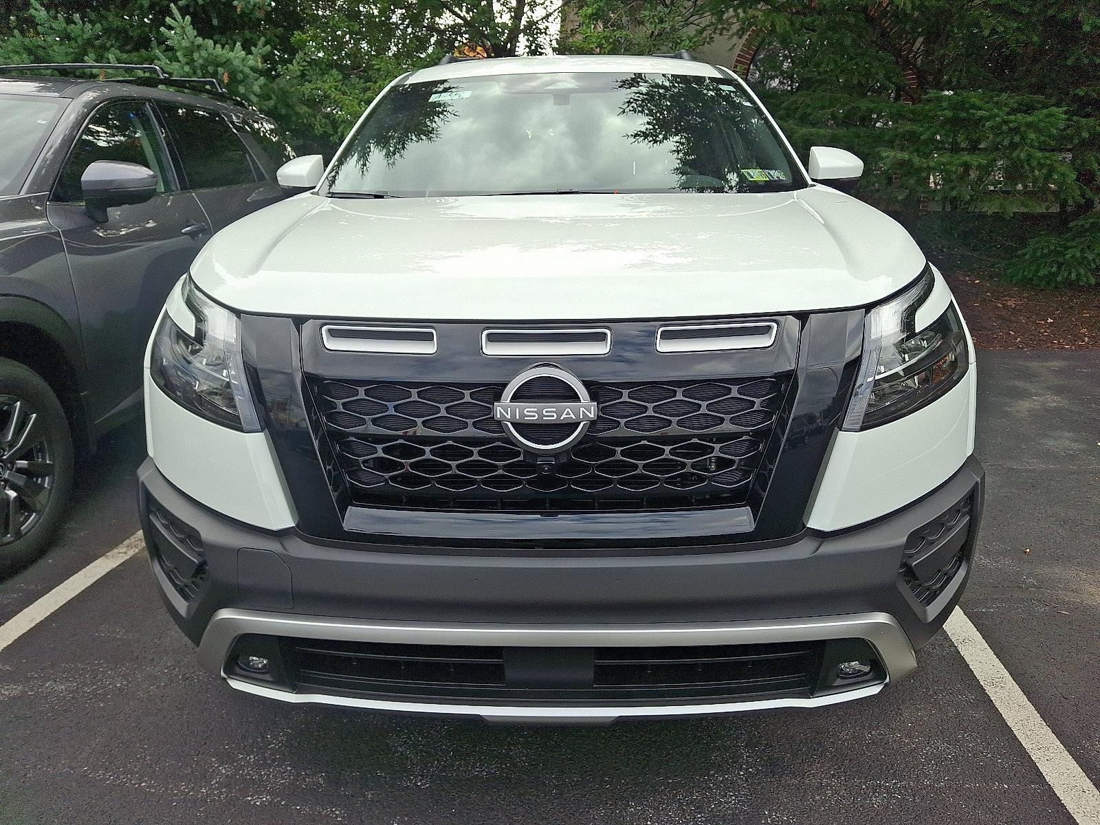 2025 Nissan Pathfinder Vehicle Photo in Harrisburg, PA 17111-1033